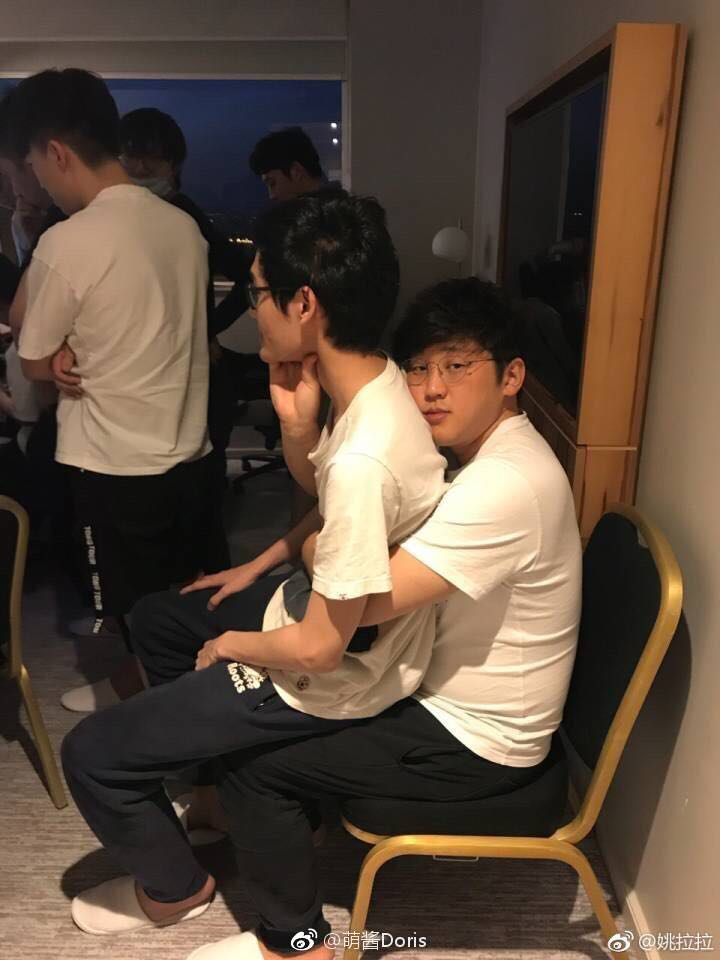 Yabo-Karsa在切尔西比赛中最后时刻胜出,险胜引发热议!赢得满堂喝彩-Yabo